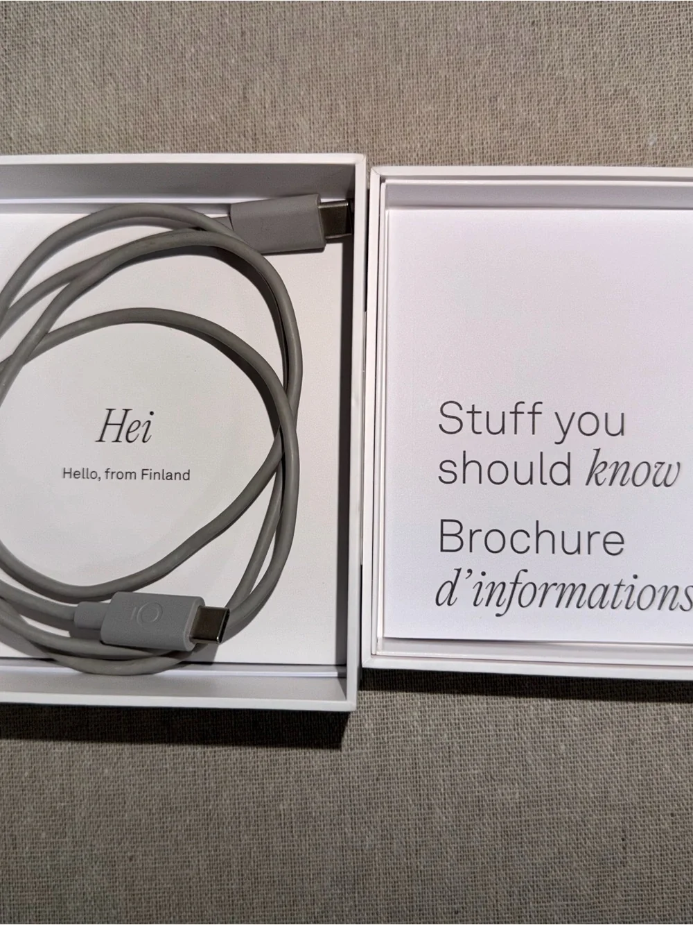 Oura Ring 4 Silver Size 8 – Like New – Complete Set – $200
